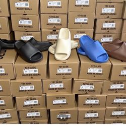 yeezy slides 