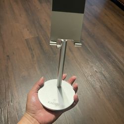 Cellphone Stand