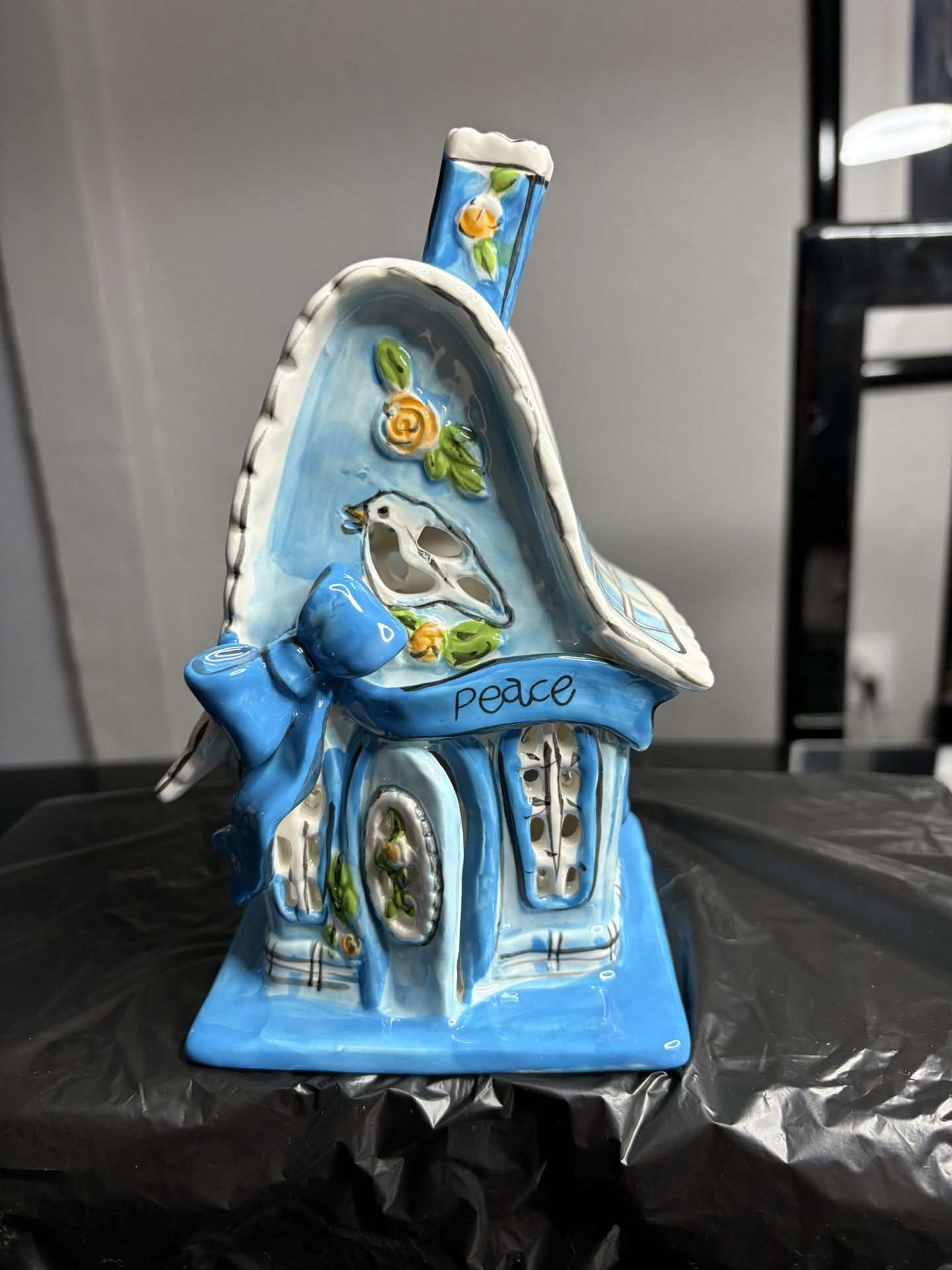 Blue sky “Peace” house tea-light candle holder