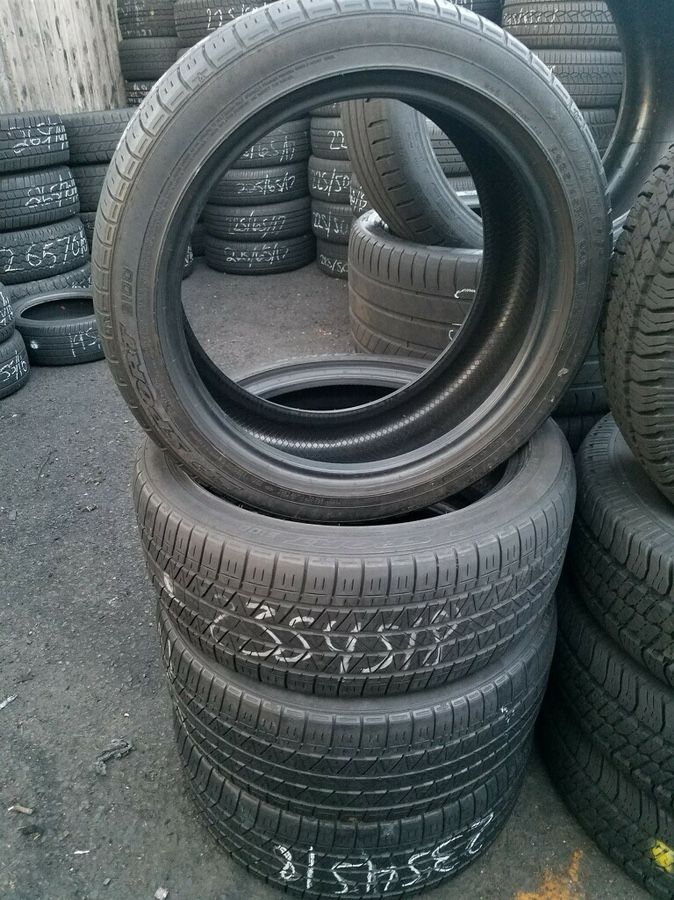 235/45/18 Dunlop sp sport 5100, set of 4, 70%, tread 7/32, great condition $250 for 4 tires .