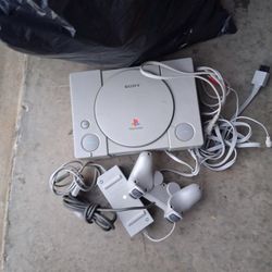 Play Station