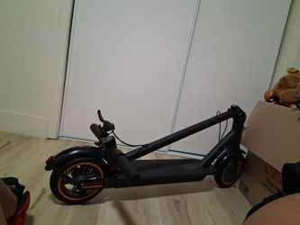 Electric scooter