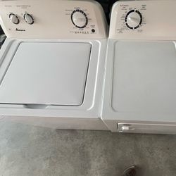 Amana Washer And Gas Dryer 