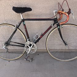 Bianchi Road Racing Bike (Red/Black)