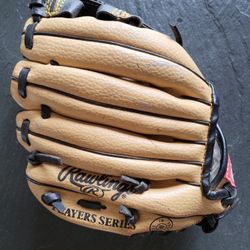 Rawlings Kids T Ball Glove