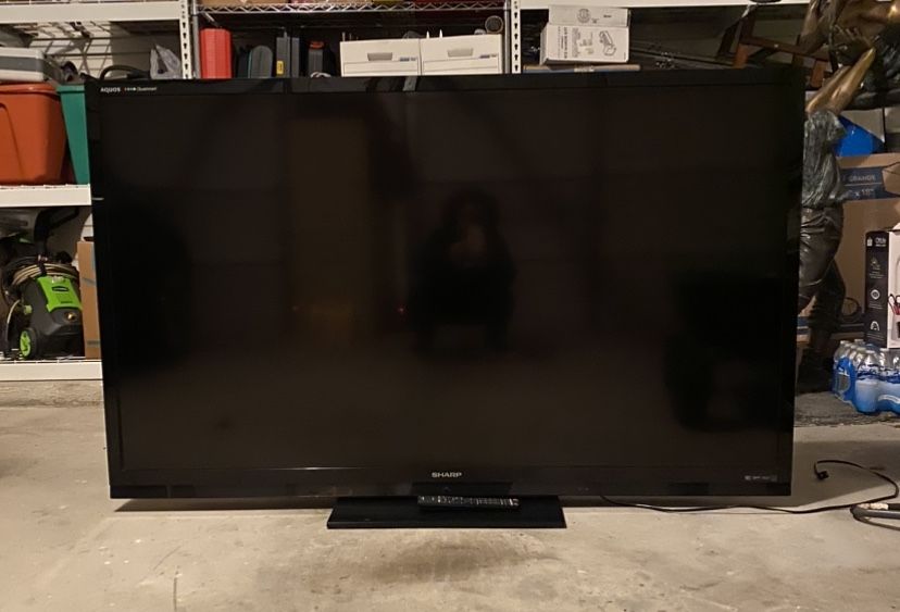 Sharp - AQUOS Quattron - 60" Class (60-1/32" Diag.) - LED - HDTV