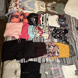 Women’s Clothes In Bulk Size M 
