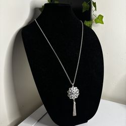 Lucky Brand Flower Filigree Silver Plated Necklace