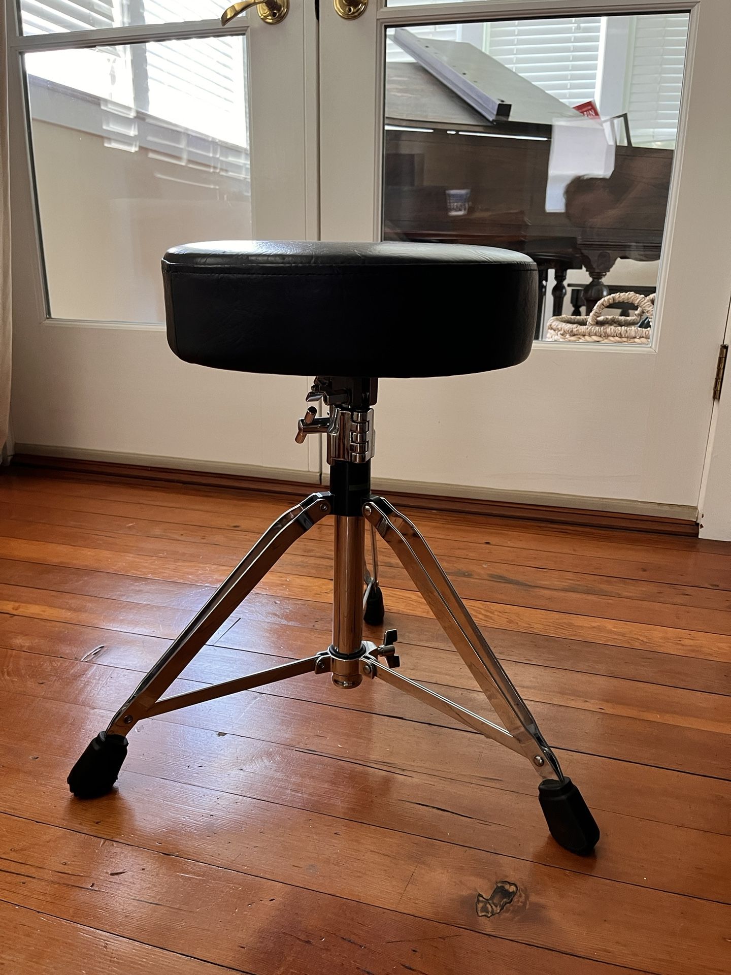 Round Drumset Throne