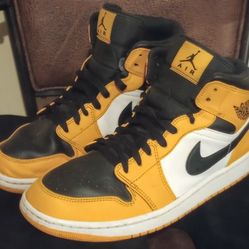 Nike Air Jordan 1 - Size Yellow 
