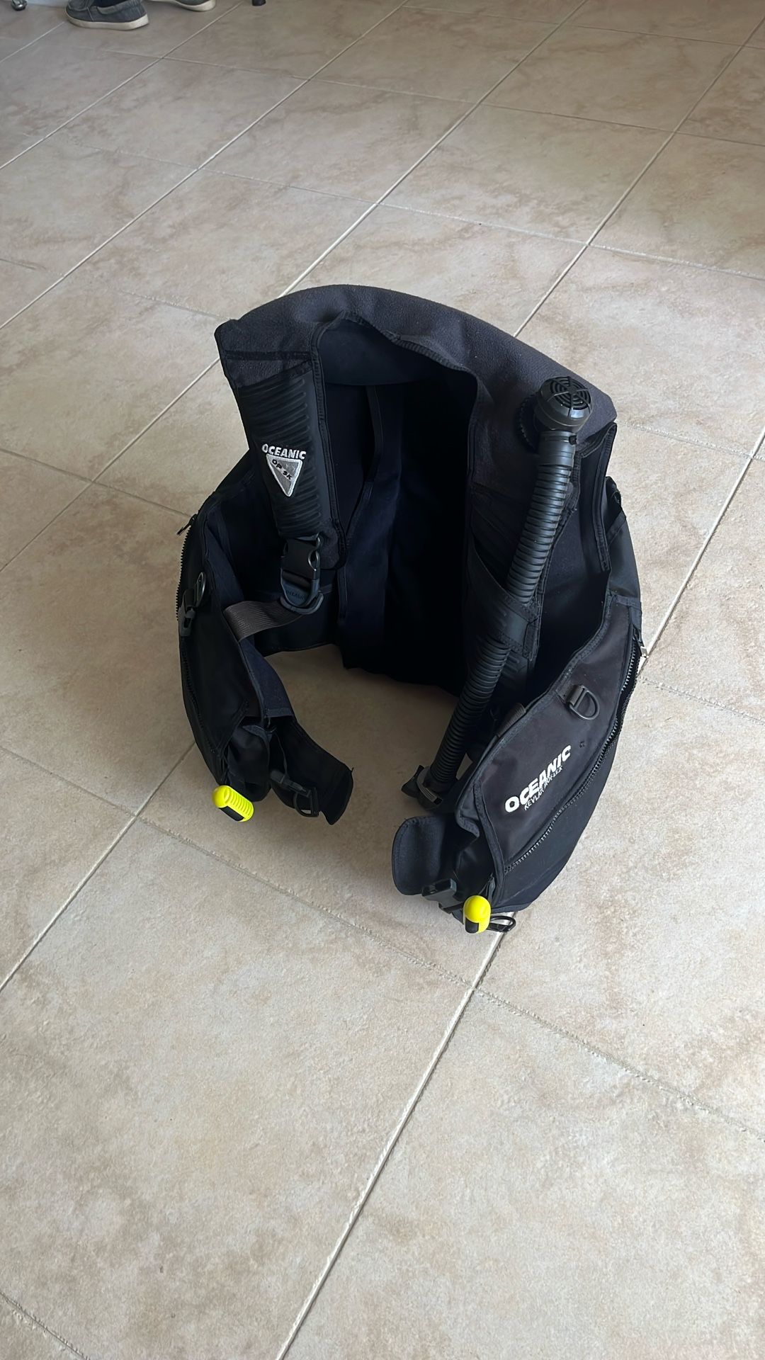 Oceanic BCD