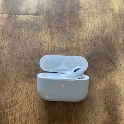 AirPods Pro Only 1 Earbud