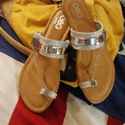 WOMENS' GBG GUESS SILVER SANDALS