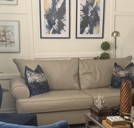 Couch Taupe/Greige