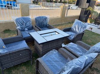 Patio set furniture outdoor new in the box
