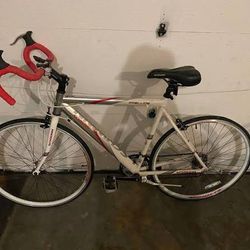 Schwinn Road Bike White and Red