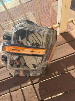 Driver side head light f150 2024