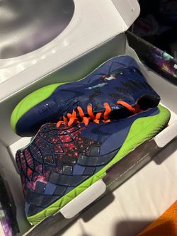 Galaxy LaMelo’s size 6