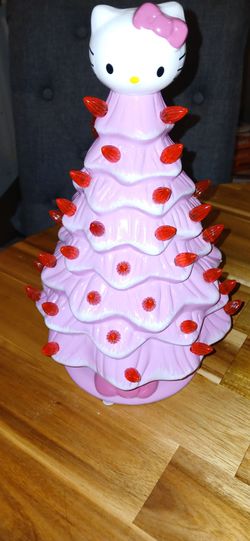 Hello kitty christmas tree decor