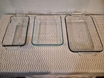 Casserole and Pie Dishes