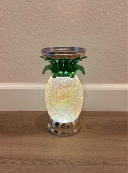 Bath & Body Light Up Pineapple Candle Holder ( candle not included)