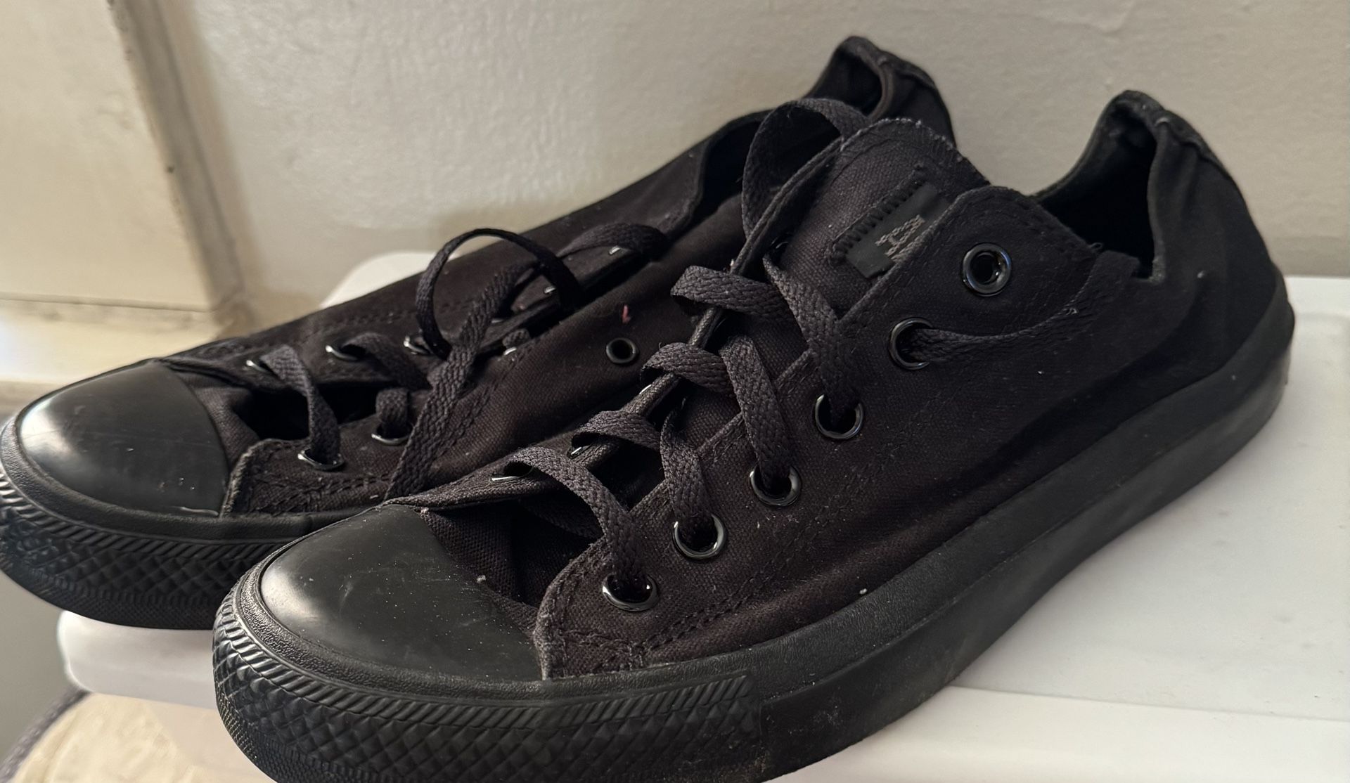 Women’s Converse