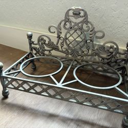 Cast Iron stand feeder for cats and small Dogs