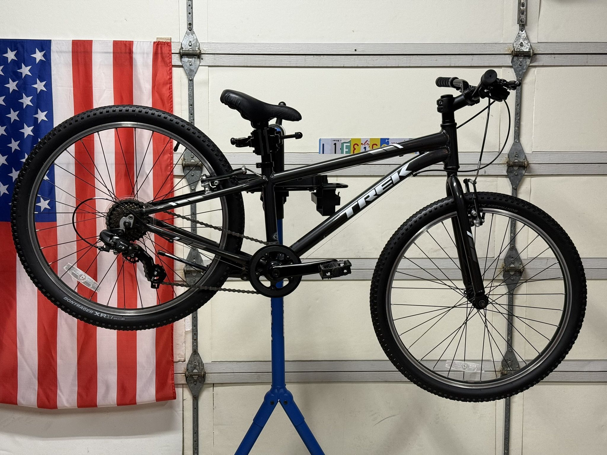 TREK PRECALIBER 24 Mountain Bike - Custom Upgraded