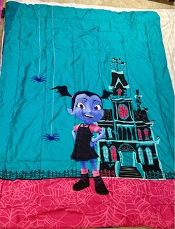 Disney Vampirina Kids Comforter Blanket