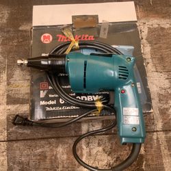 Makita 6800DVB Drywall Screw Gun..  Never Used.  $25.00