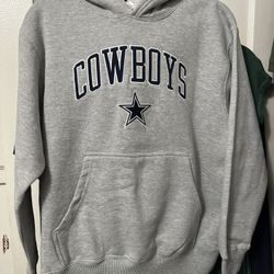 Like New Youth Dallas Cowboys Pull-Over Size L 16-18