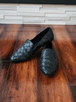 Veronica Beard Griffin Basket Weave Loafers Black Leather Size 11