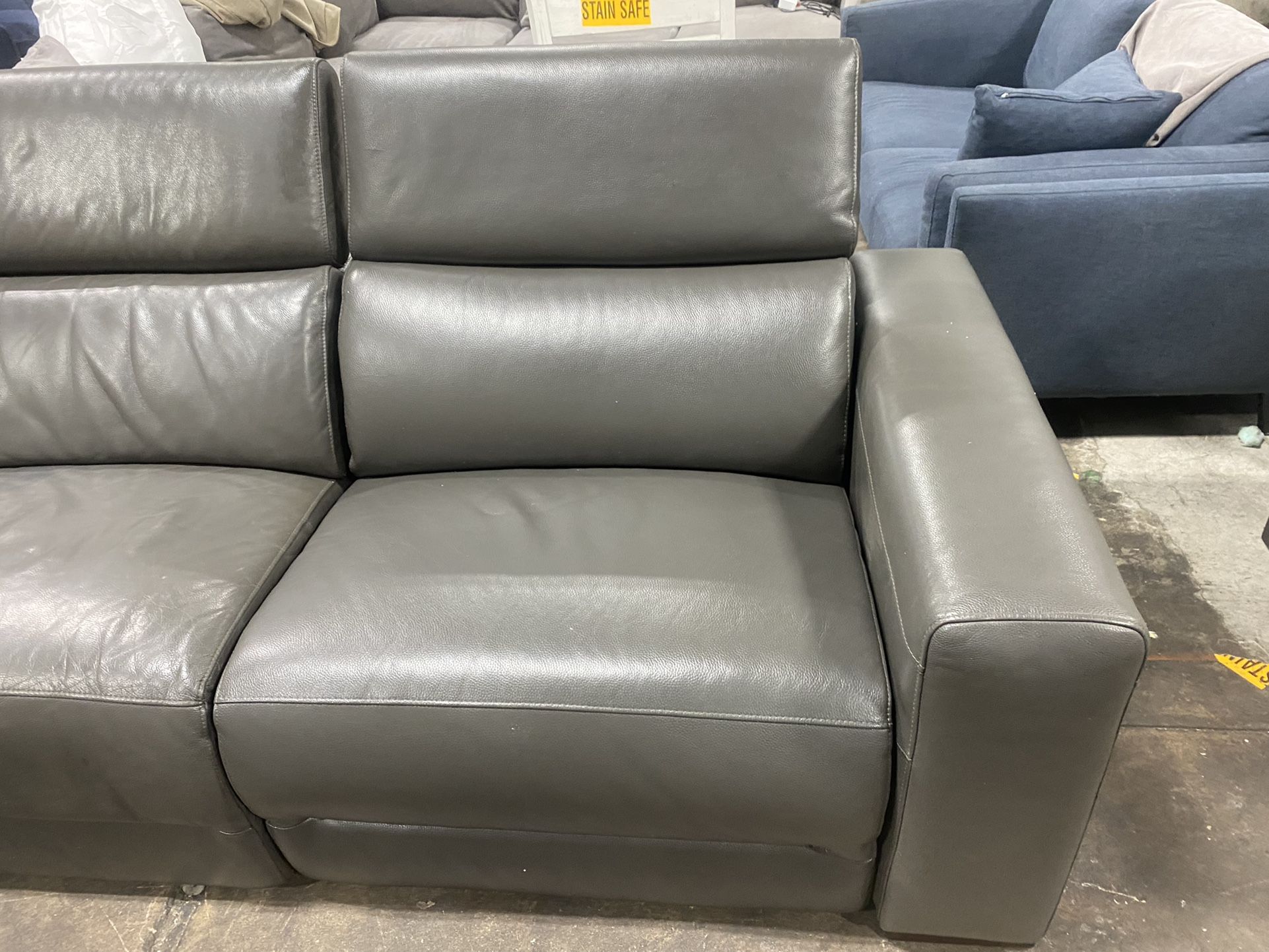 Macys Brand Reclining Sectional 650 for Sale in Paterson, NJ OfferUp