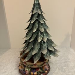 PartyLite Musical  Christmas Tree P7920 Retired Tea Light Candle