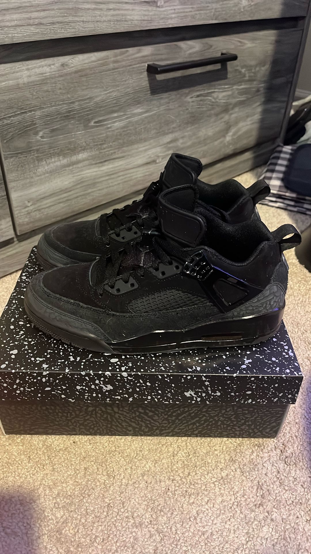 Jordan 4