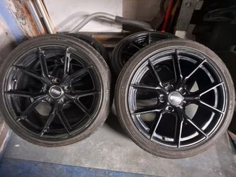18" inch 5 lugs BMW rims