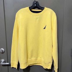 Men’s Medium Sweatshirt By Nautica(Pick up🛒 In Bellevue) *Check out my Other Posts🎁