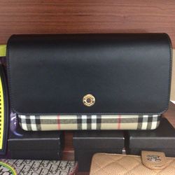 Burberry Vintage Check Cross