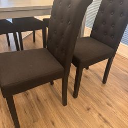 6 black chairs in good condition