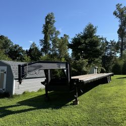 2014 Road Boss 40’ Tandem Axle Gooseneck Trailer 