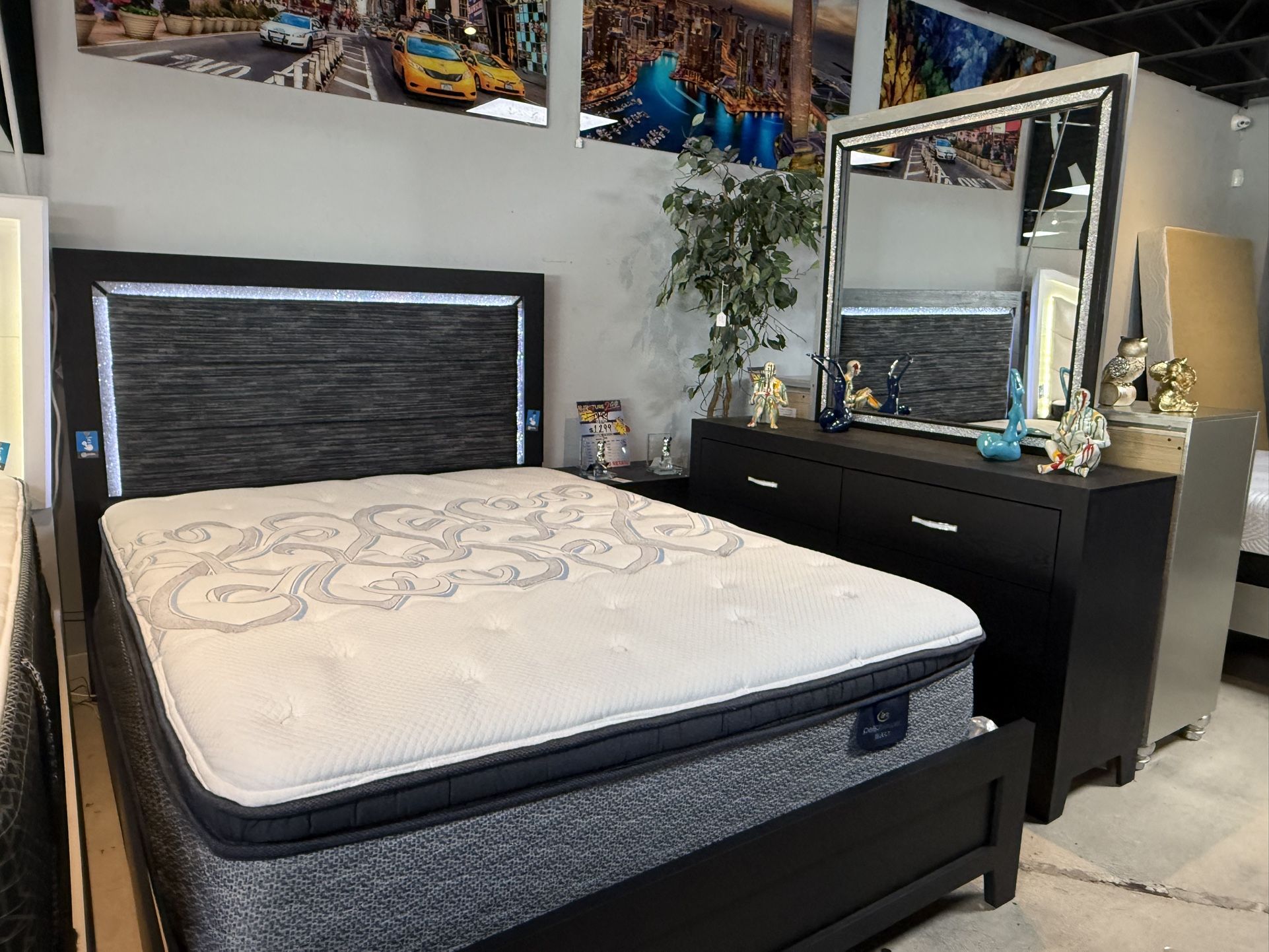 Crazy Black Friday Sale 5 Pc Bedroom Set With FREE MATTRESS For Only $799
