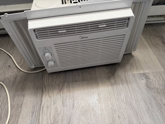 AC UNIT