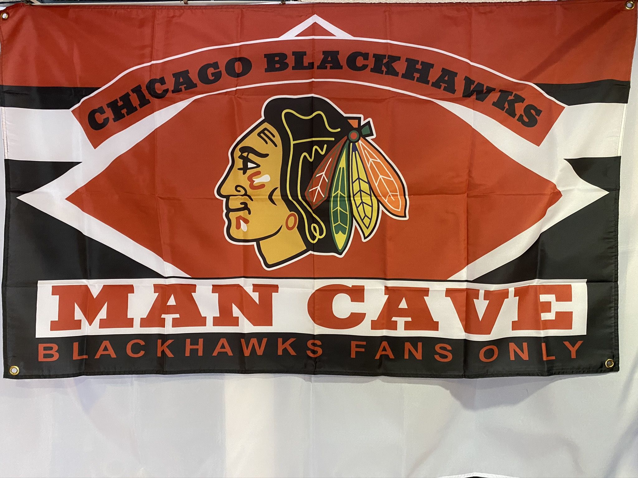 Chicago Blackhawks Man Cave Wall Flag (3’x5’)