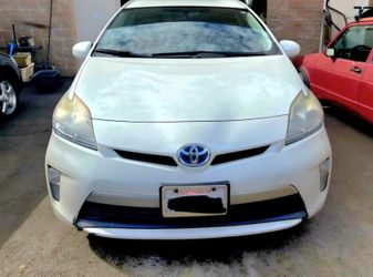 2013 TOYOTA PRIUS PLUG IN
