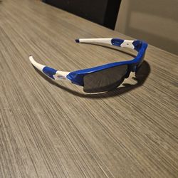 Kids Los Angeles Dodgers Oakley Flak