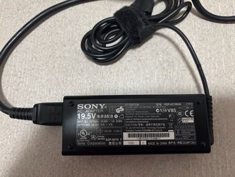 OEM Sony Vaio VGP-AC19V41 VGP-AC19V42 19.5V 4.7A