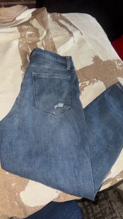 High rise mom jeans size 7