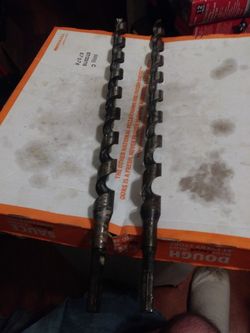 2 VERY LARGE DRILL BITS BOTH R 18 1/2 INCHES LONG