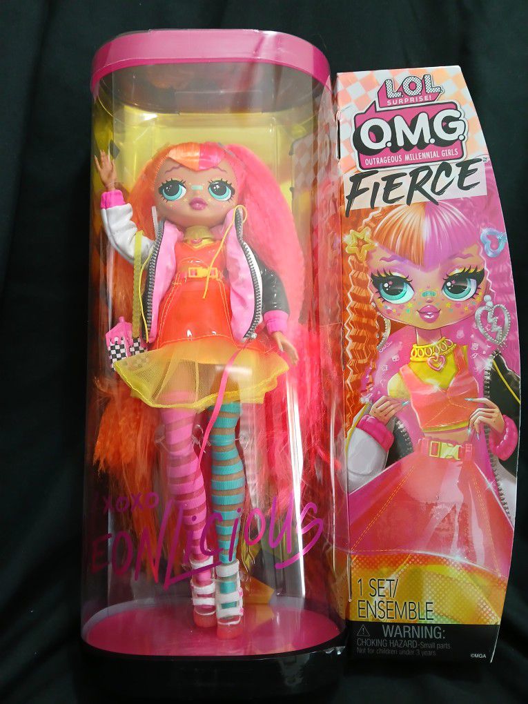 LOL Surprise OMG Doll Fierce Neonlicious Set New In Box