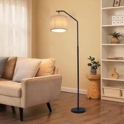 $10 68" Floor Lamp(wholesale Only)